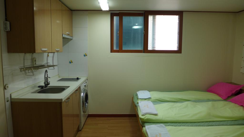 Bong Backpackers Hostel Σεούλ Δωμάτιο φωτογραφία