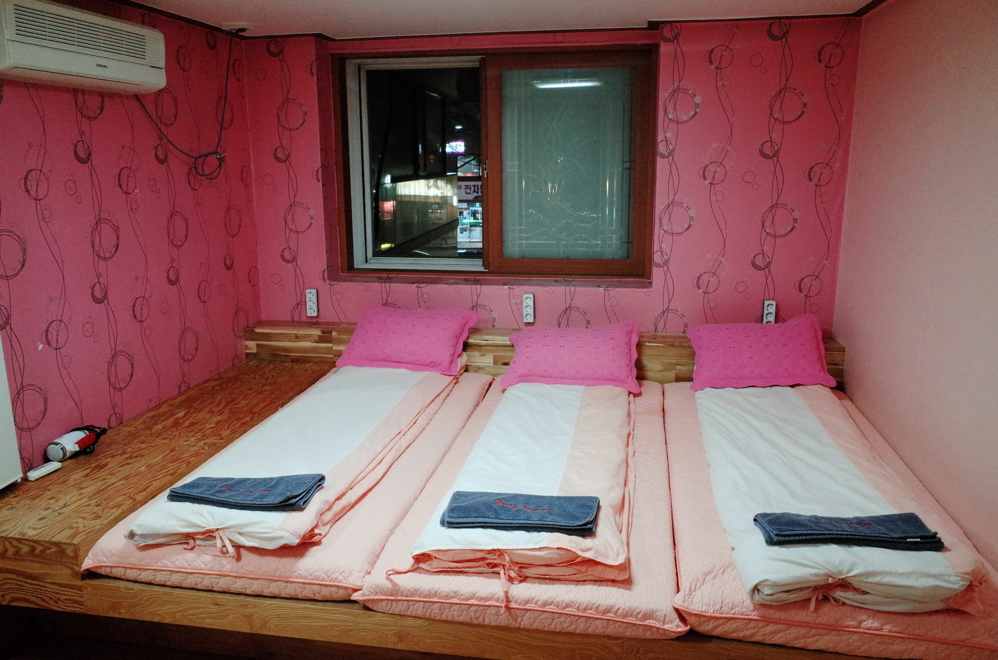 Bong Backpackers Hostel Σεούλ Εξωτερικό φωτογραφία